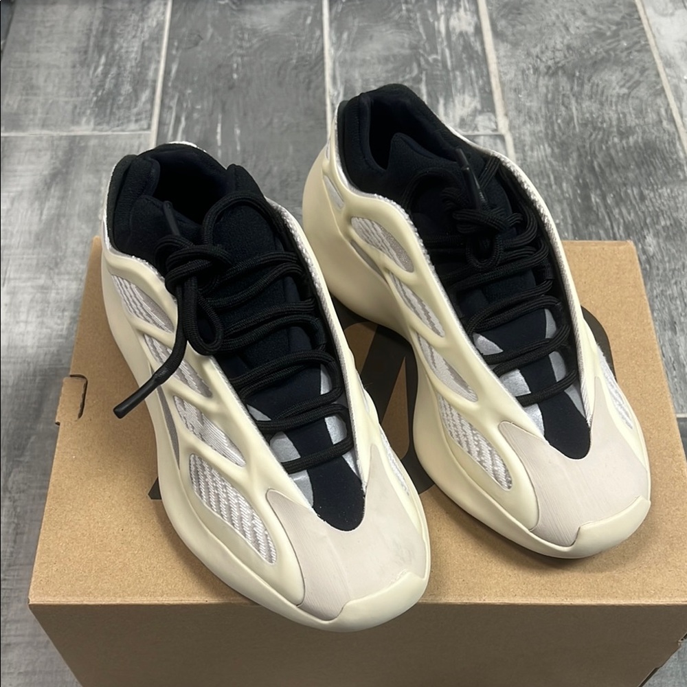 Adida's Yeezy 700